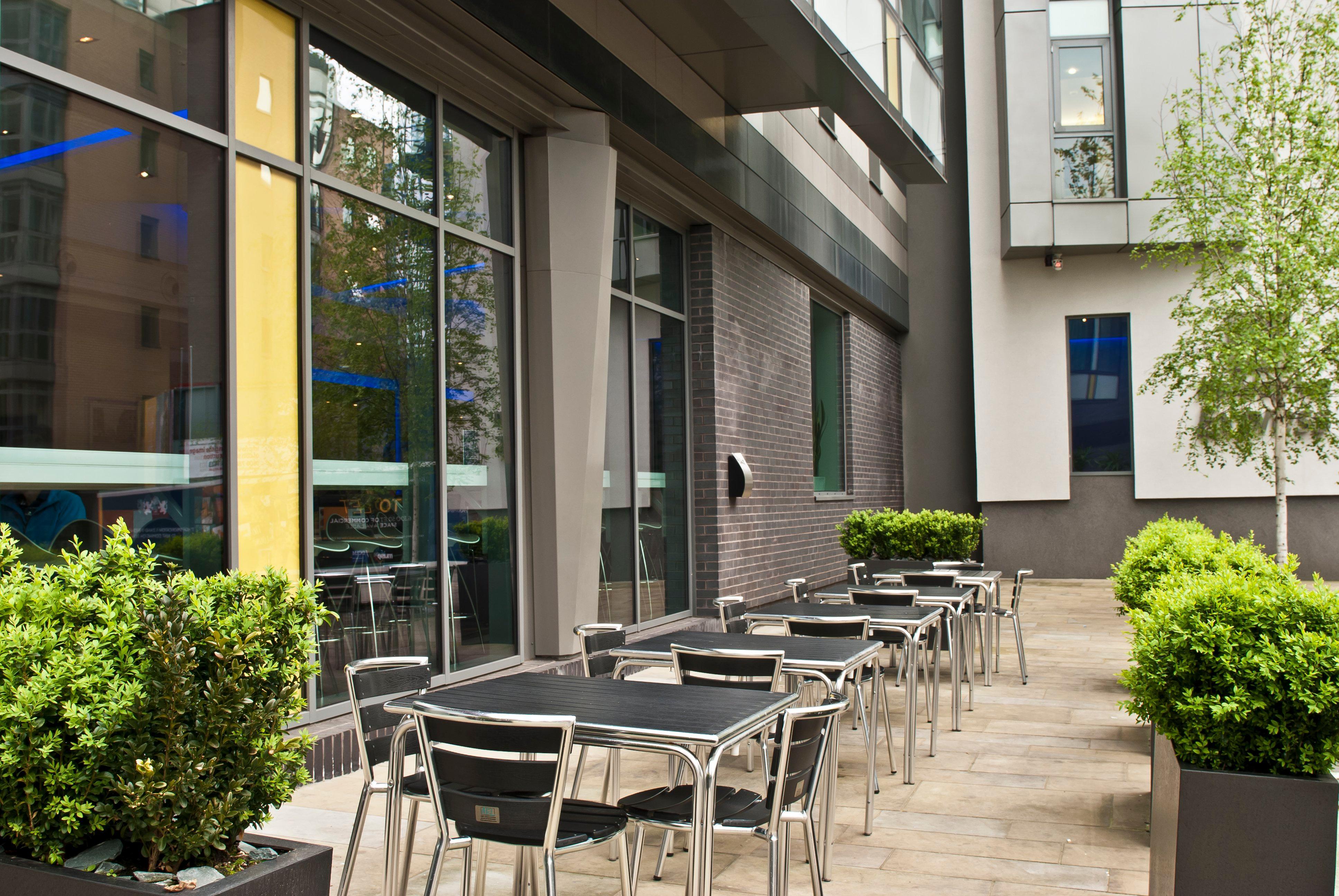 Holiday Inn Express Manchester City Centre Arena By Ihg Exterior photo
