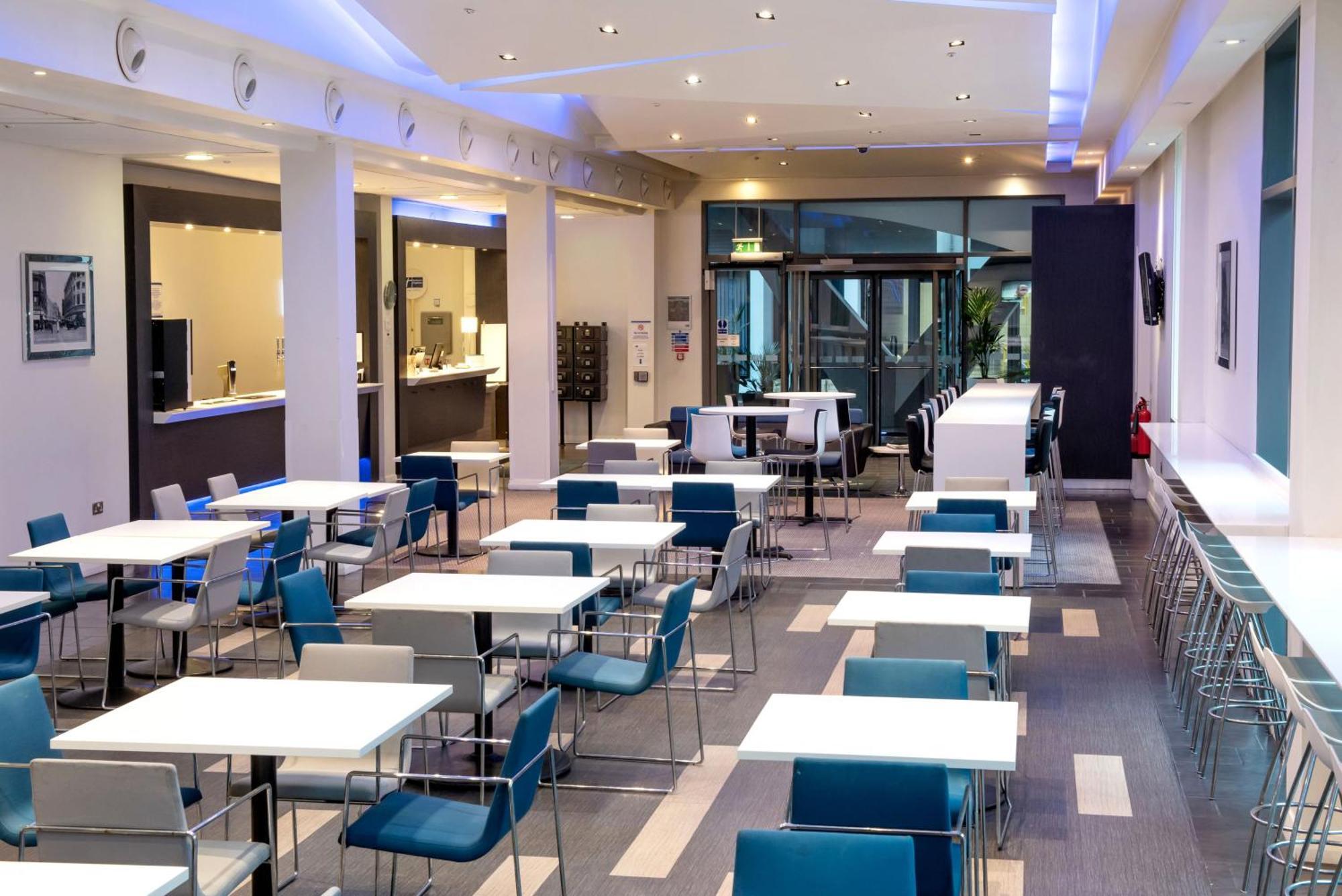 Holiday Inn Express Manchester City Centre Arena By Ihg Exterior photo
